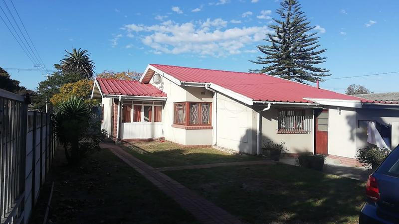 To Let 4 Bedroom Property for Rent in Goodwood Central Western Cape